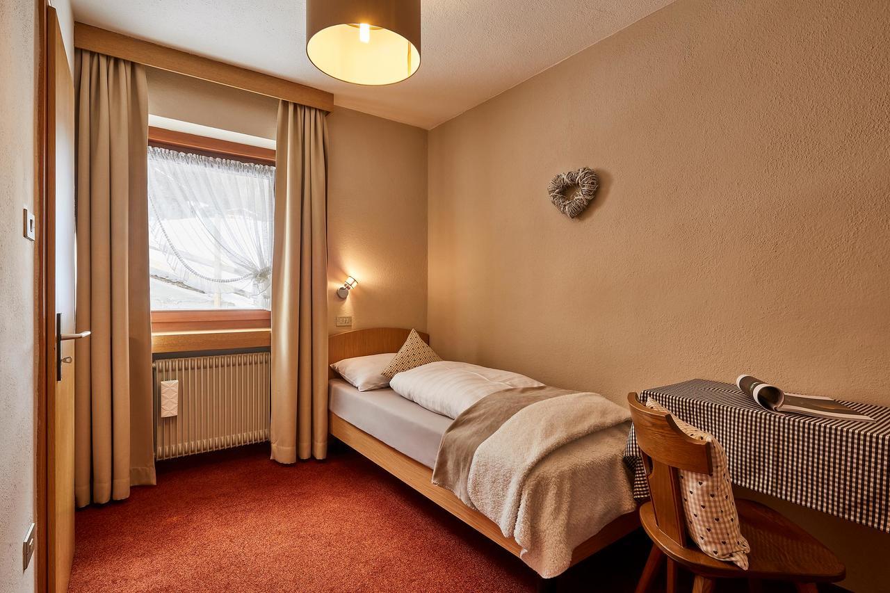 Casa Nives Hotel 2*